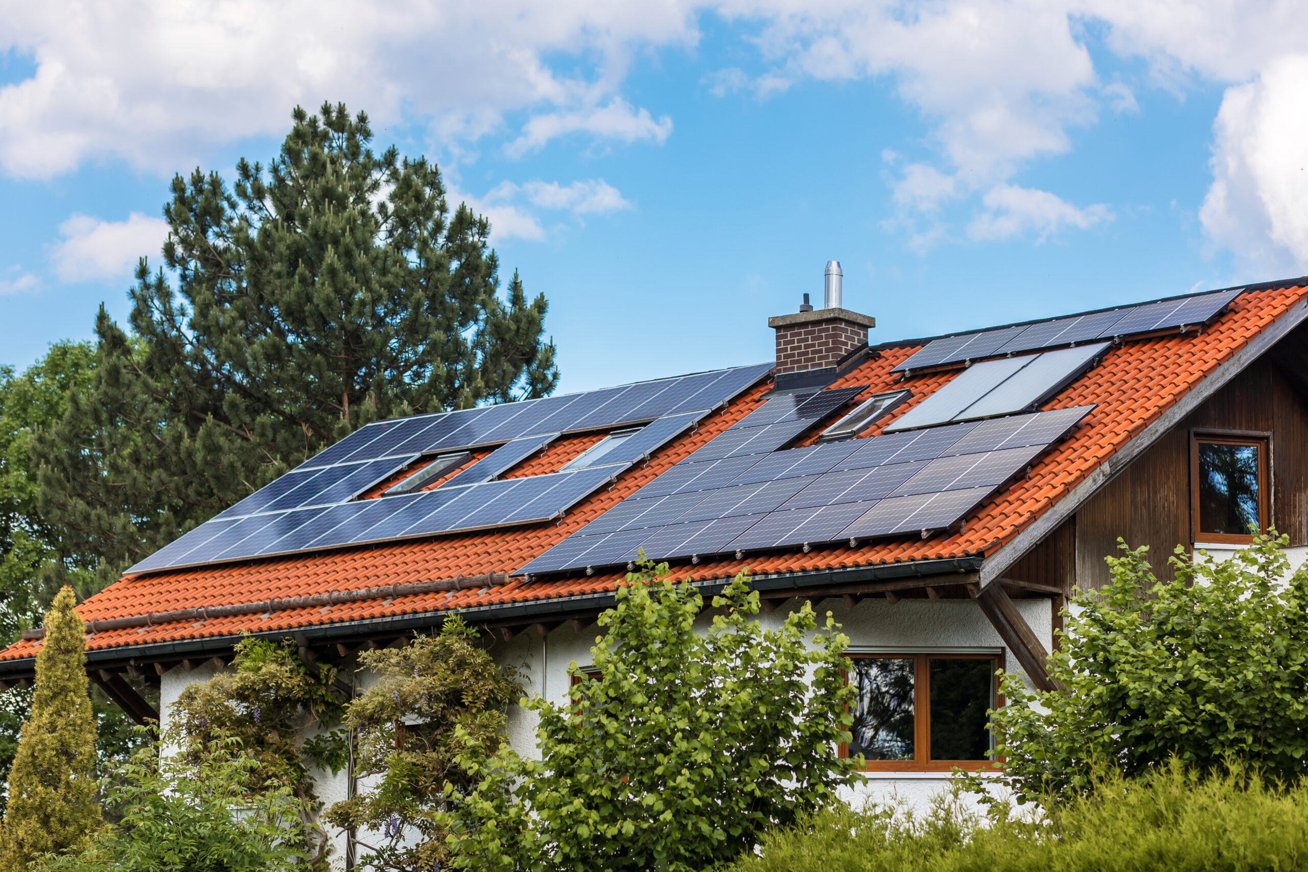 solar-panels-roof-private-house-eco-house-modern-house-with-solar-station-roof